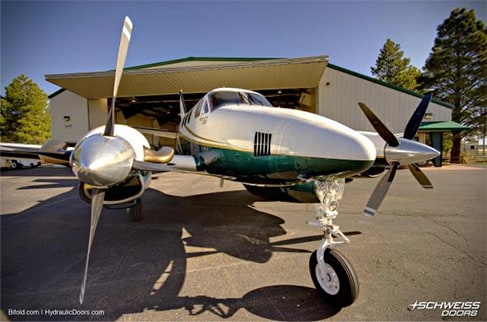 Schweiss aircraft hangar door