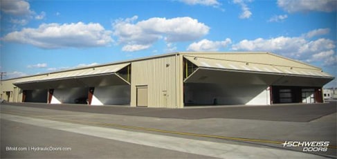 Schweiss box hangar doors