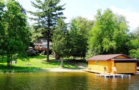 Boathouse Hydraulic Door Appications on Lake Vermillion