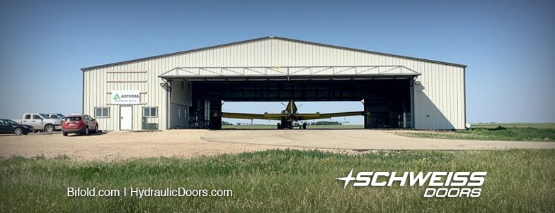 Schweiss Hydraulic Drivethrough Hangar Doors
