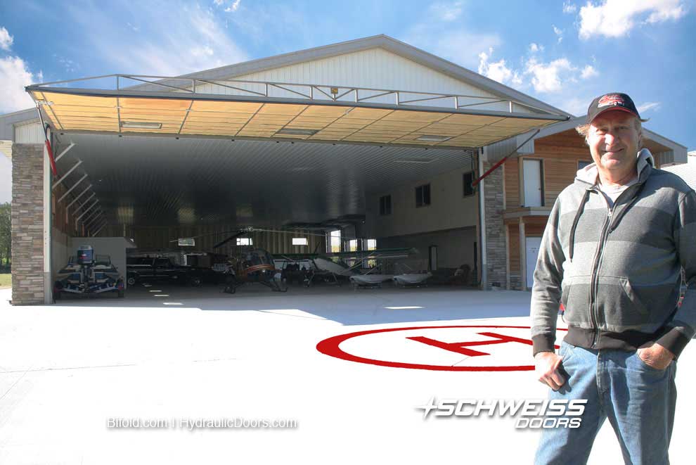 18 ft hydraulic one-piece hangar door