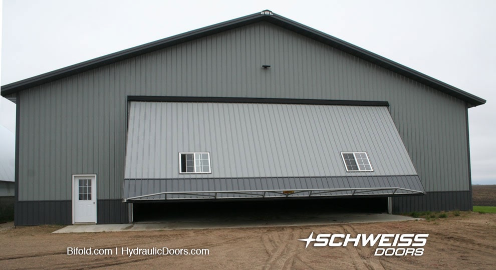 Schweiss Hydraulic Door with Truss has additional strength